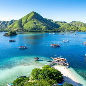Views,Of,Kelor,Island,On,Komodo,National,Park,,Indonesia